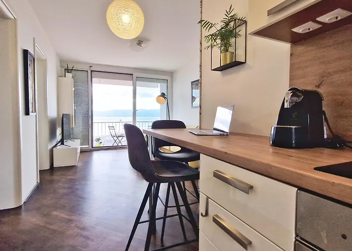 Apartman Sea View With Free Parking